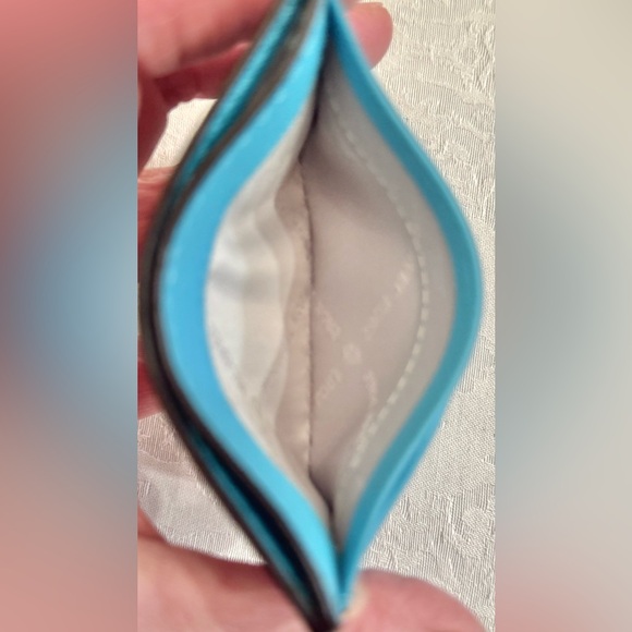 🩵 Michael Kors Card Holder - Picture 4 of 9